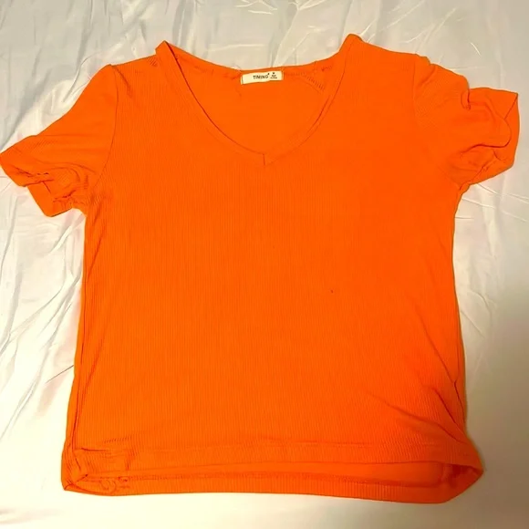 Timing Orange crop top worn 2-3 Times medium - Picture 1 of 1